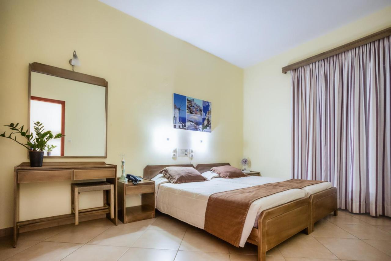 Daisy Hotel Apartments Rethymno  Екстер'єр фото