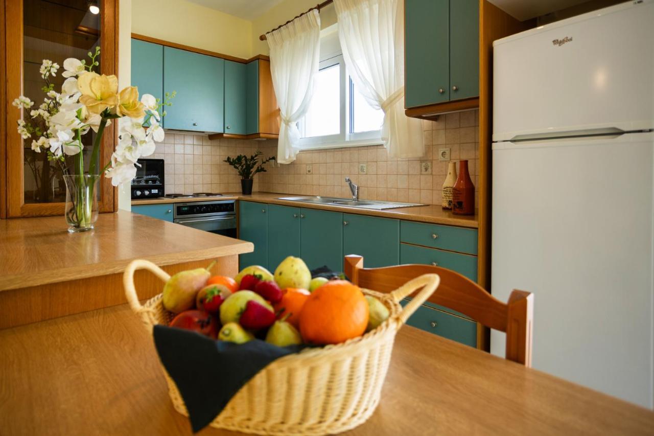 Daisy Hotel Apartments Rethymno  Екстер'єр фото