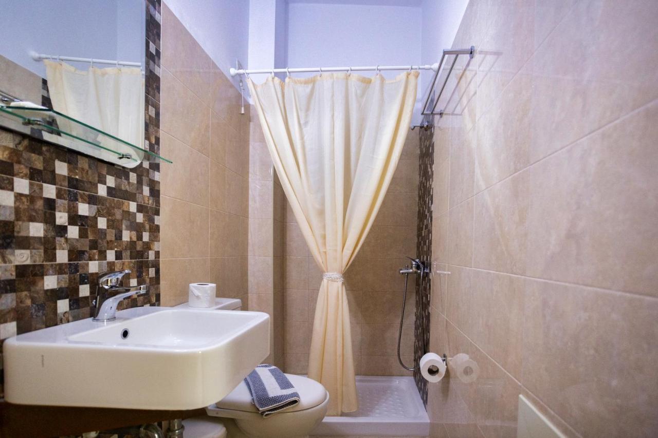 Daisy Hotel Apartments Rethymno  Екстер'єр фото