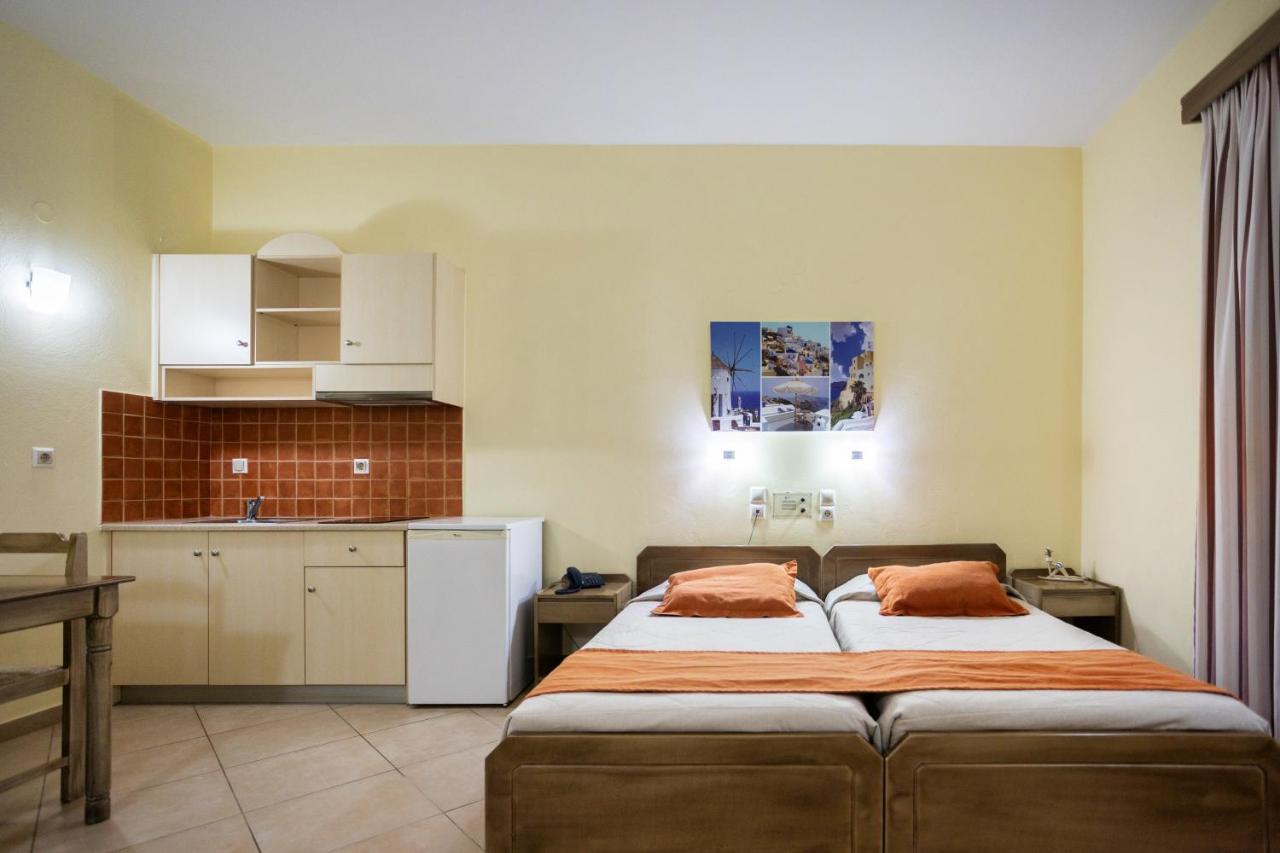 Daisy Hotel Apartments Rethymno  Екстер'єр фото