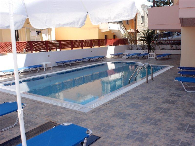 Daisy Hotel Apartments Rethymno  Екстер'єр фото